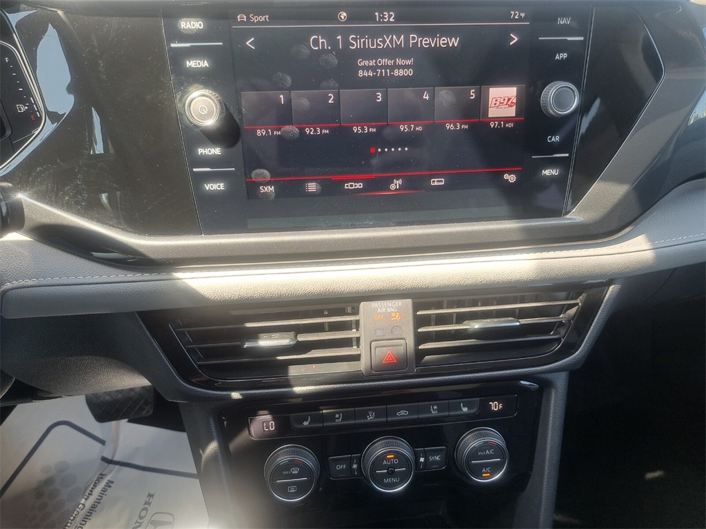 Vehicle image 9 of 30