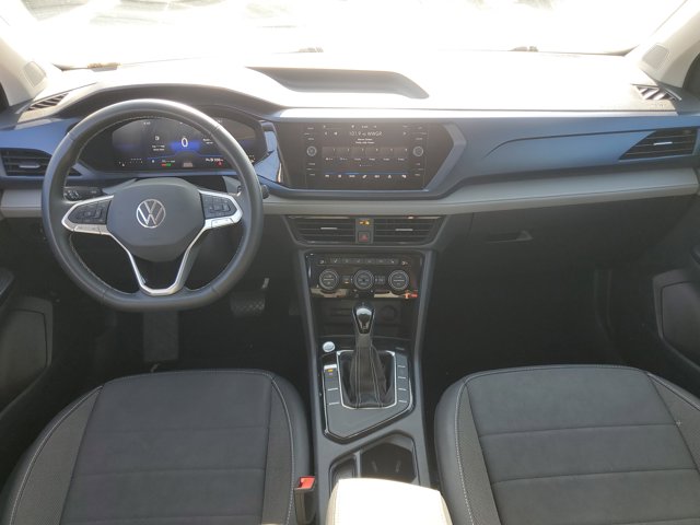 Vehicle image 19 of 32
