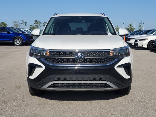 Vehicle image 2 of 32