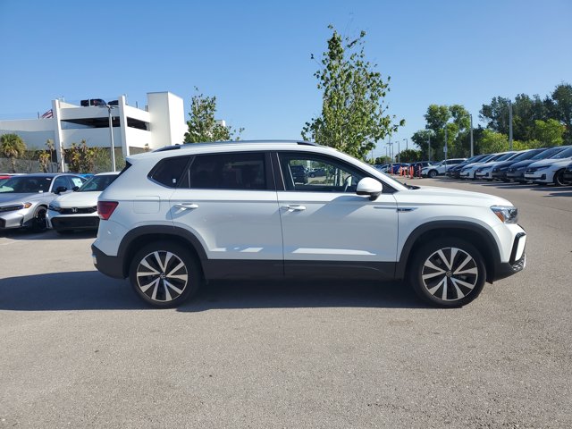 Vehicle image 5 of 32