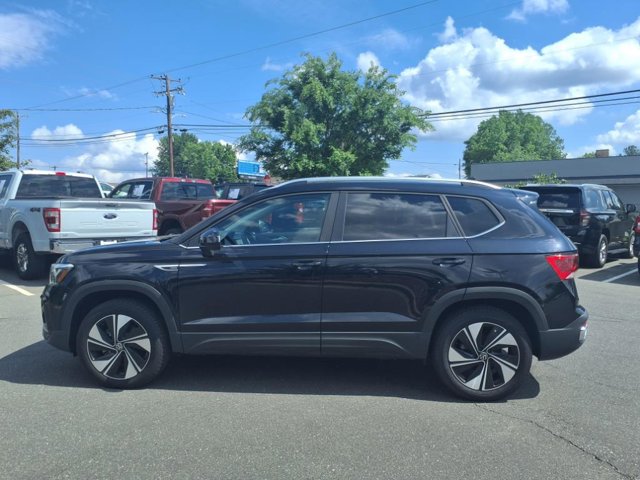 Vehicle image 7 of 25