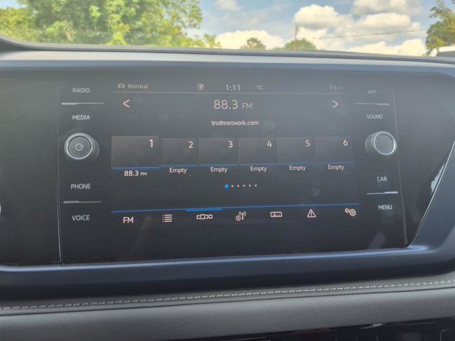 Vehicle image 12 of 25