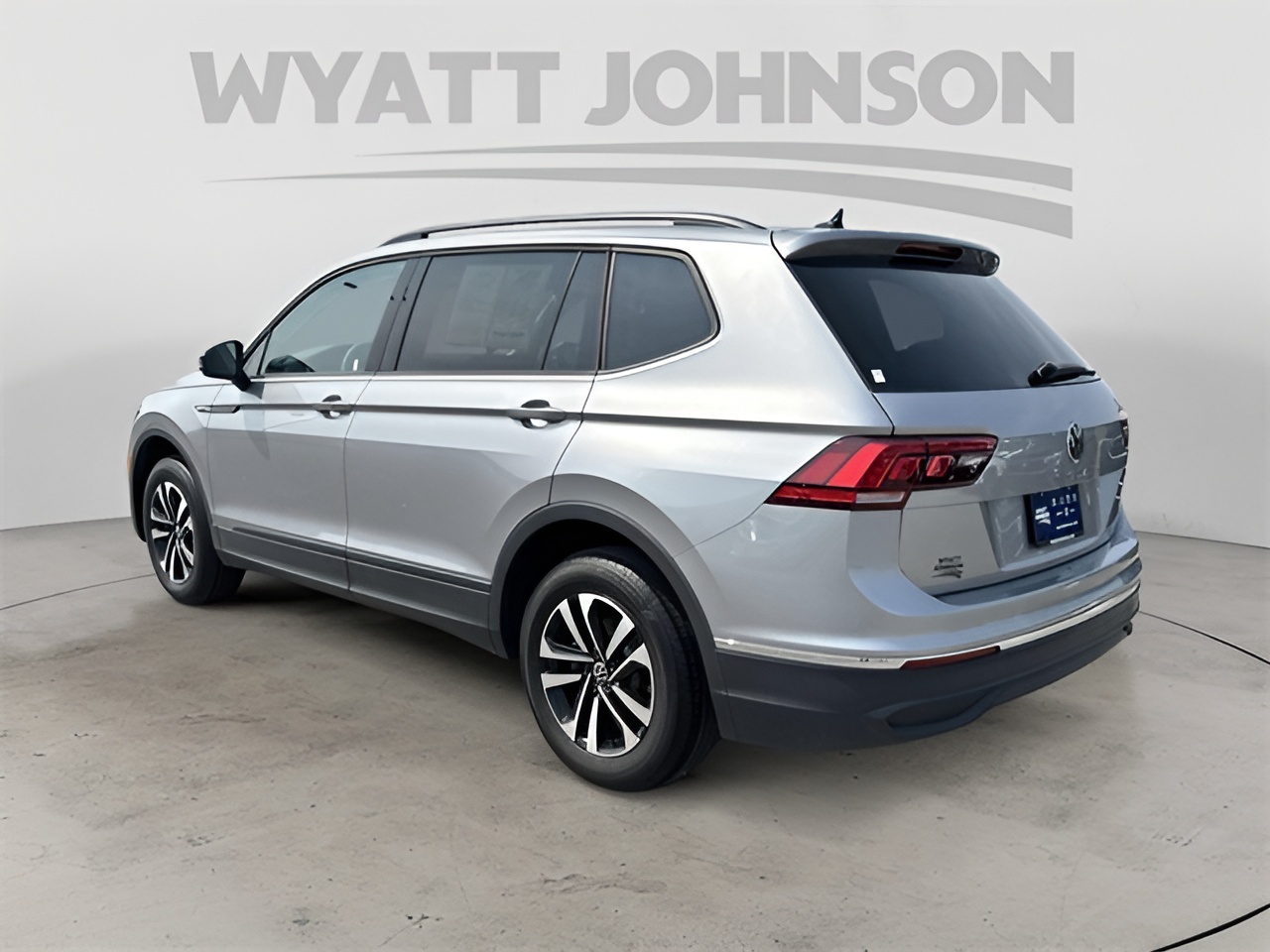 Vehicle image 34 of 35