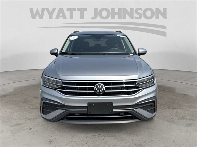 Vehicle image 2 of 35