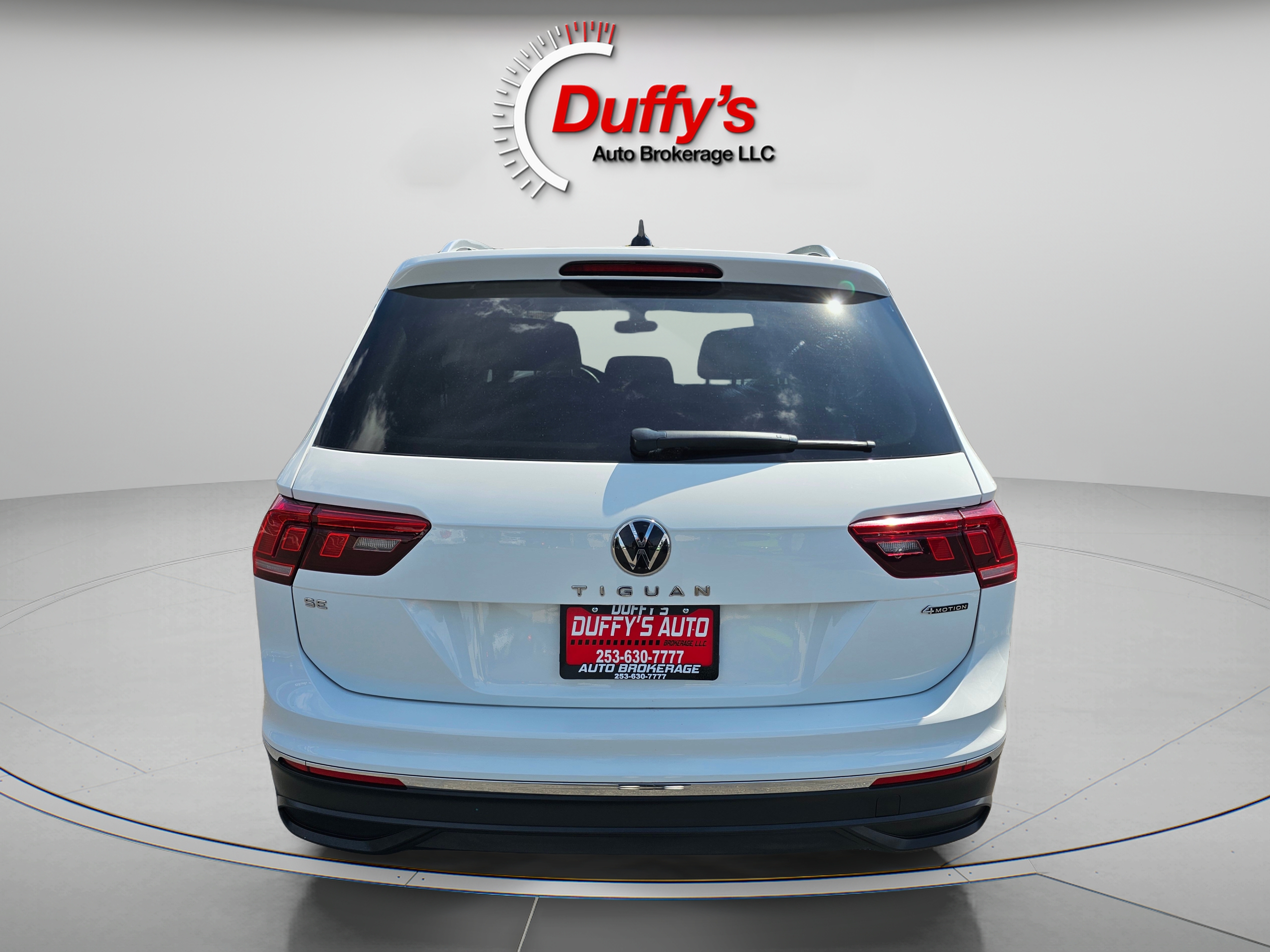 2024 Volkswagen Tiguan SE Image 4 of 30