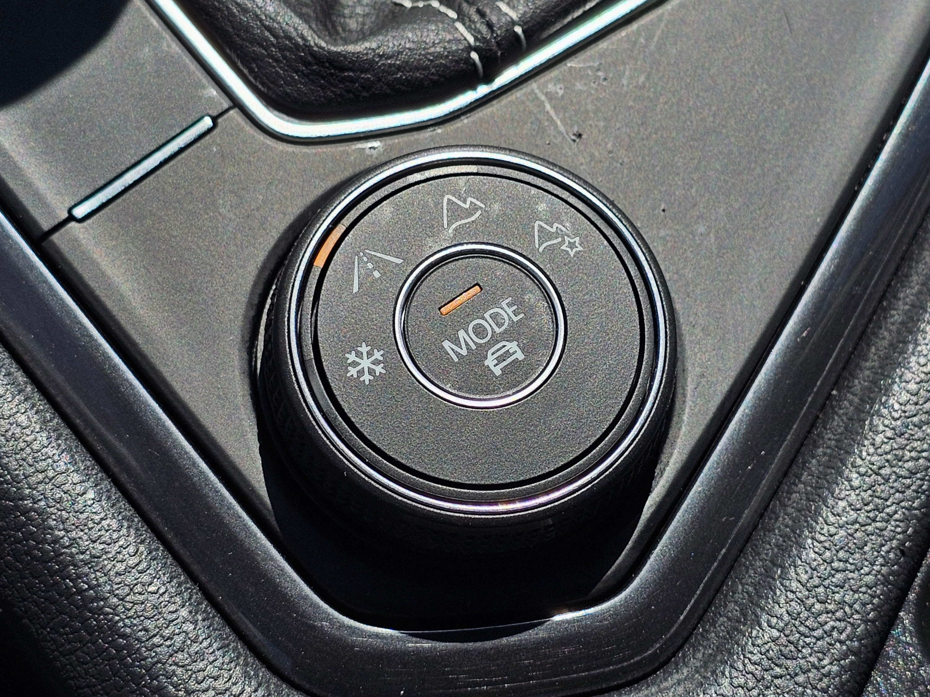 2024 Volkswagen Tiguan SE Image 24 of 30