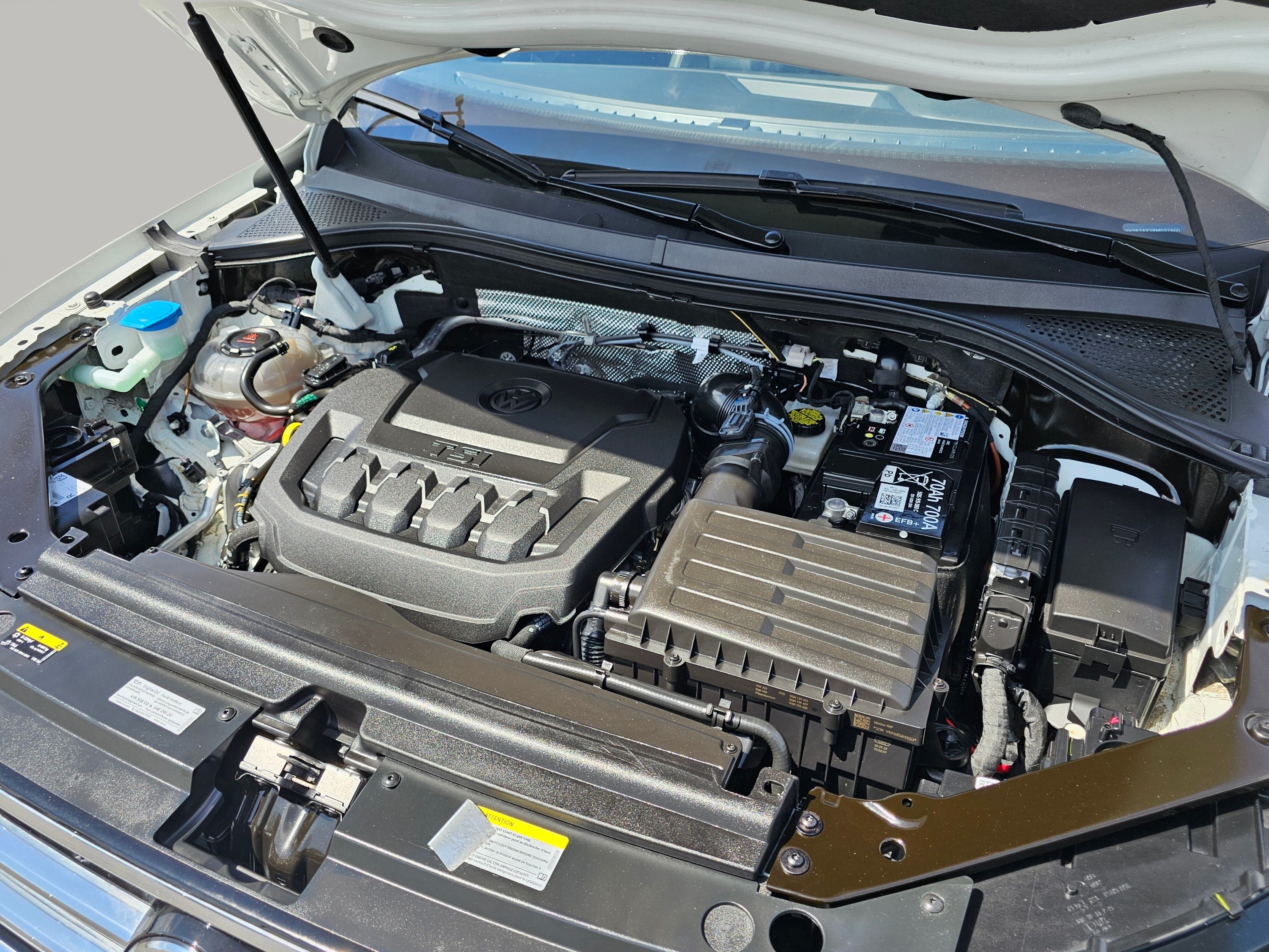 2024 Volkswagen Tiguan SE Image 7 of 30