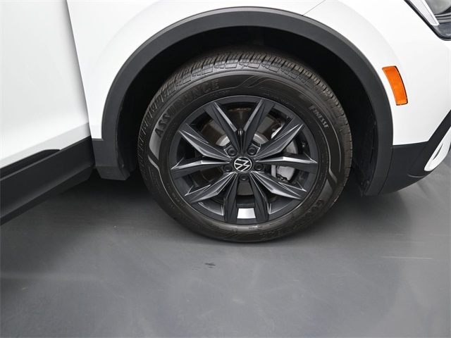 Vehicle image 35 of 35