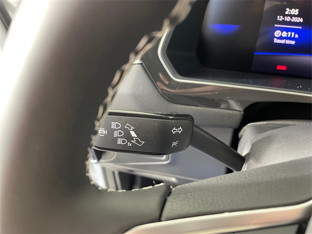 Vehicle image 20 of 24