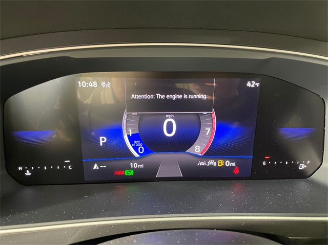 Vehicle image 10 of 25