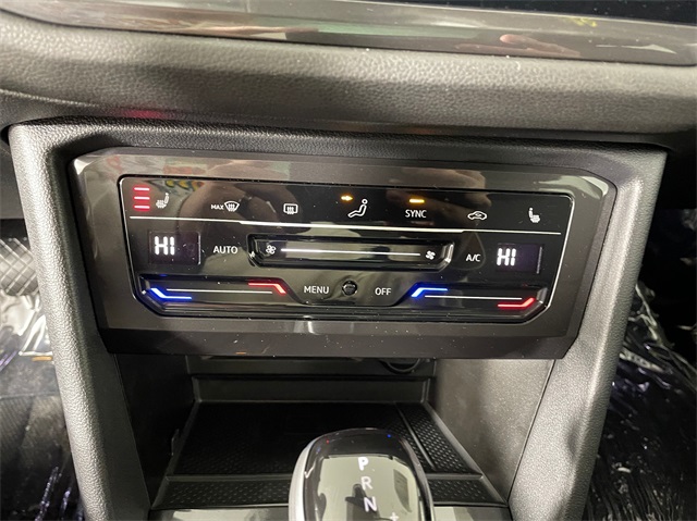 Vehicle image 12 of 25