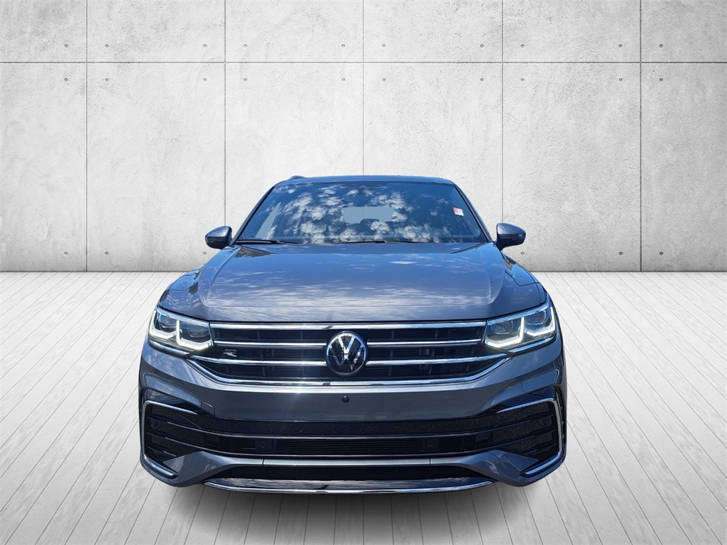 Vehicle image 2 of 28