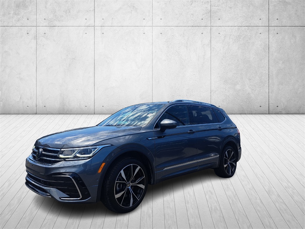 Vehicle image 1 of 28