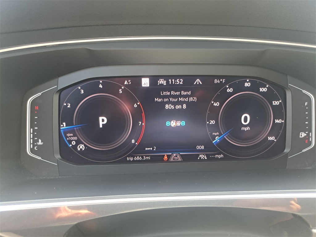 Vehicle image 11 of 28