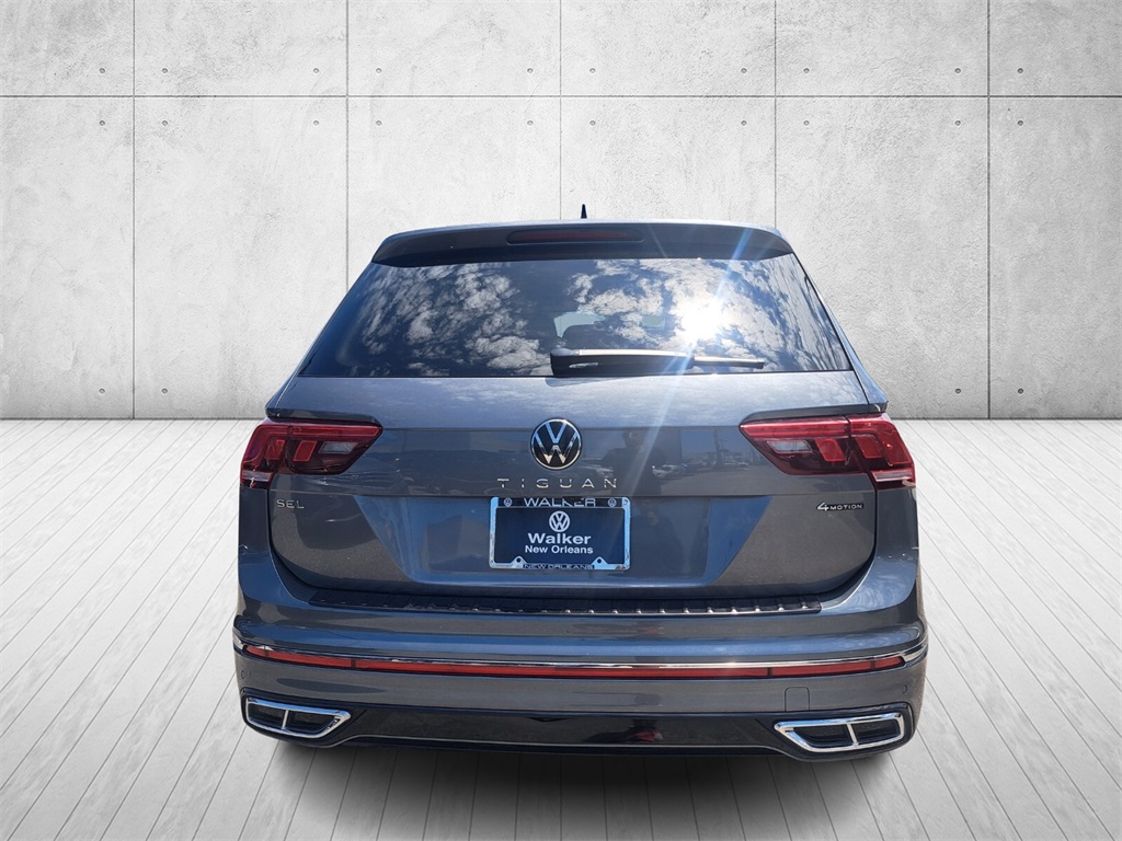 Vehicle image 6 of 28