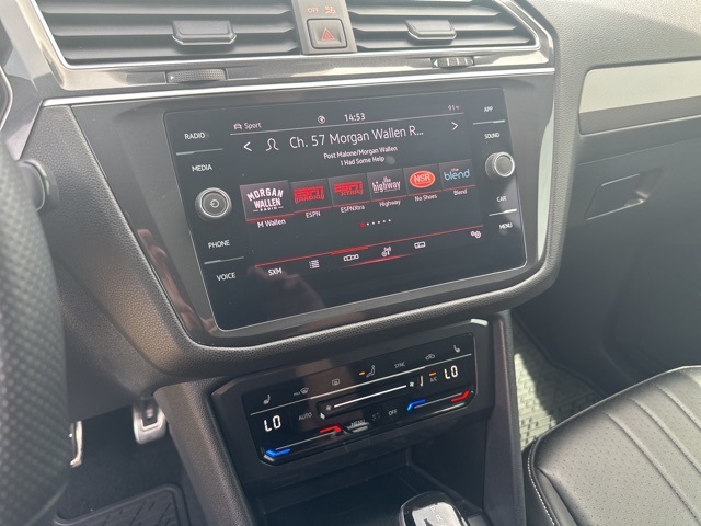 Vehicle image 14 of 32