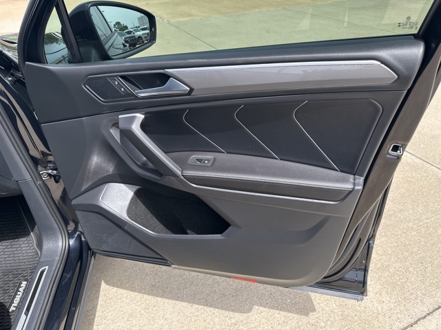 Vehicle image 32 of 32