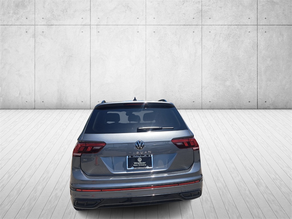 Vehicle image 6 of 29
