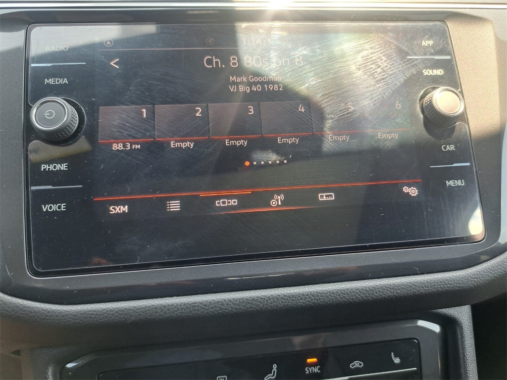 Vehicle image 10 of 29