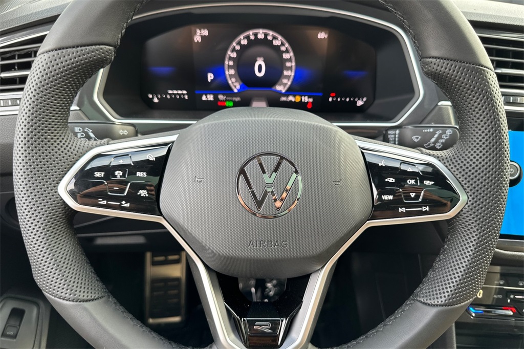 Vehicle image 12 of 24