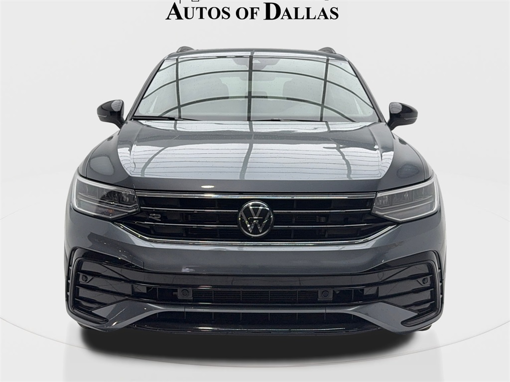 Vehicle image 4 of 61