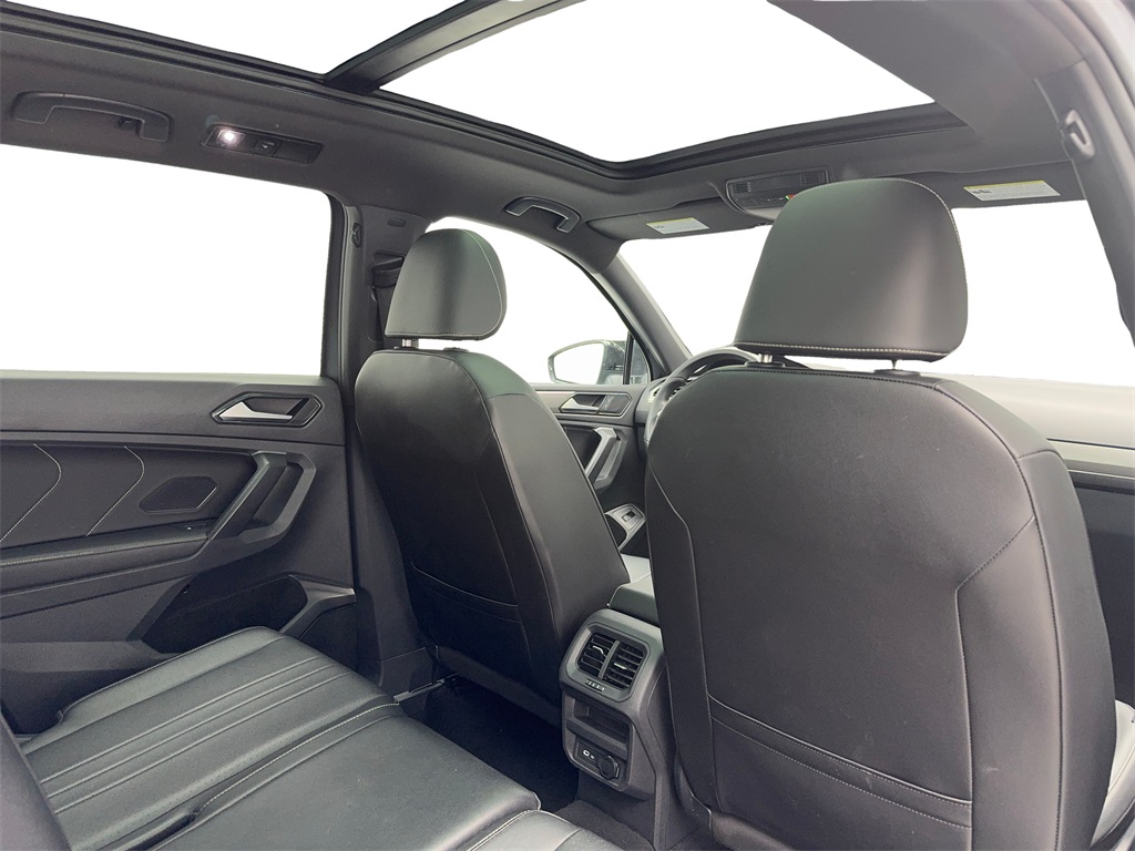 Vehicle image 48 of 61
