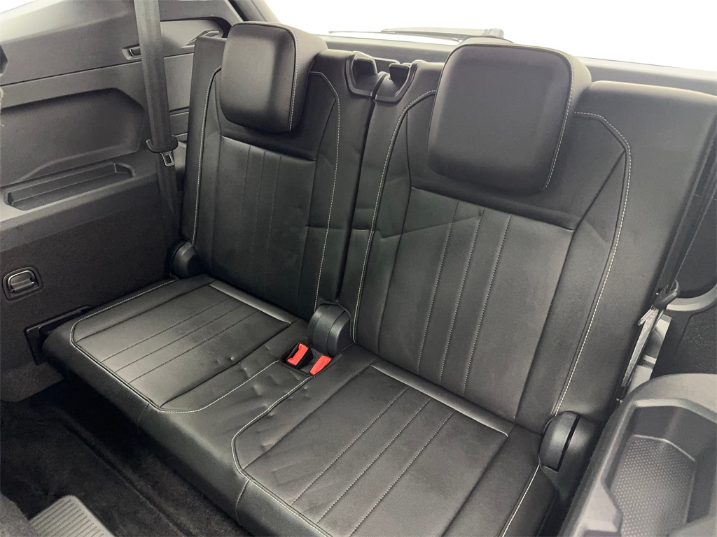 Vehicle image 44 of 61
