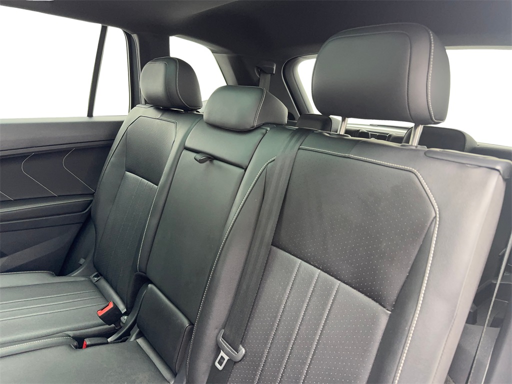 Vehicle image 41 of 61