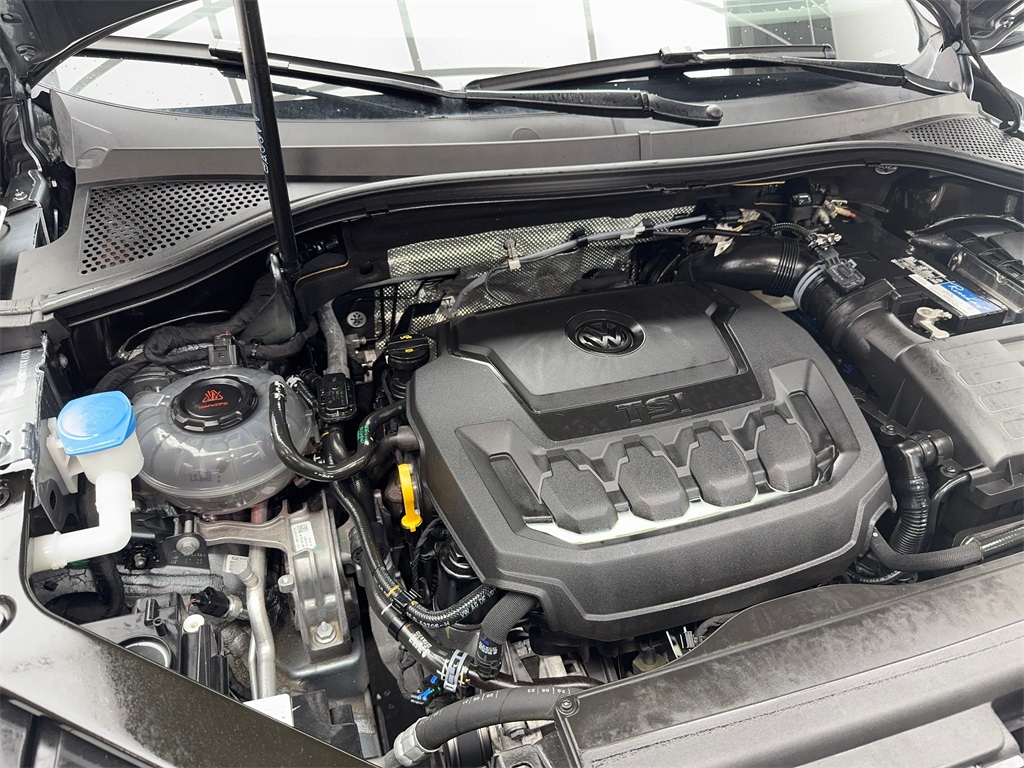 Vehicle image 59 of 61