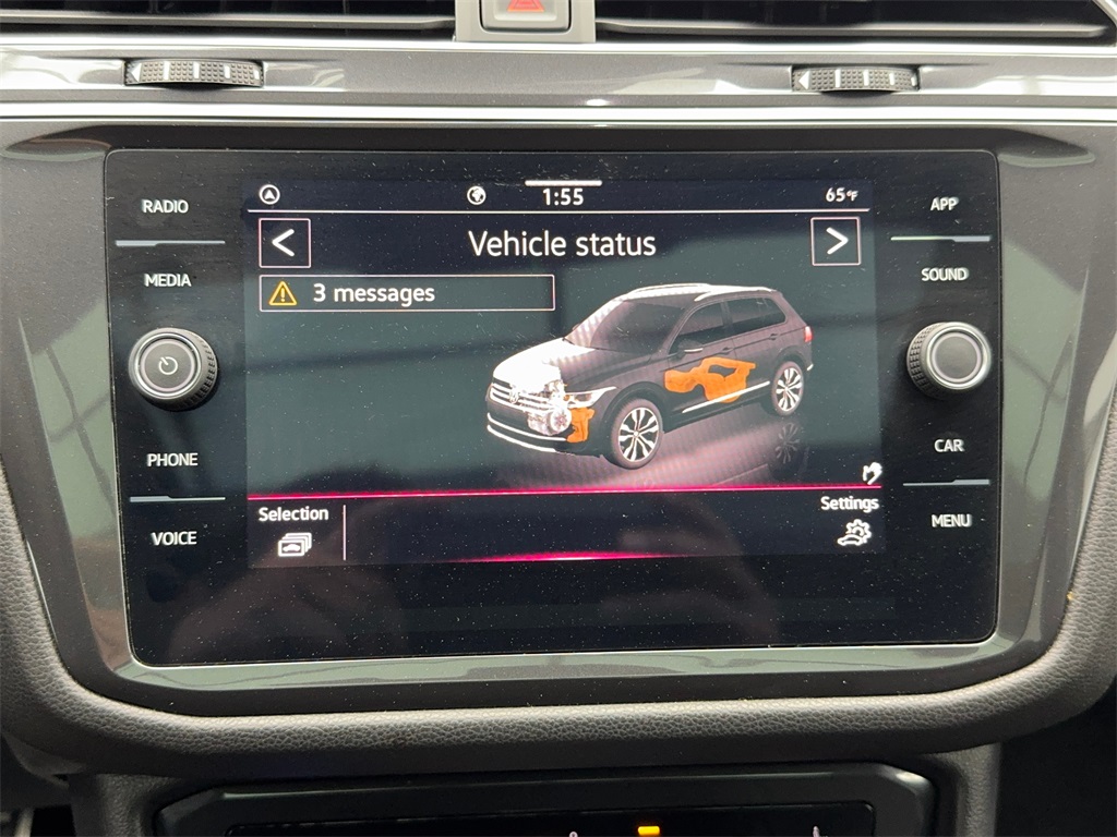 Vehicle image 29 of 61