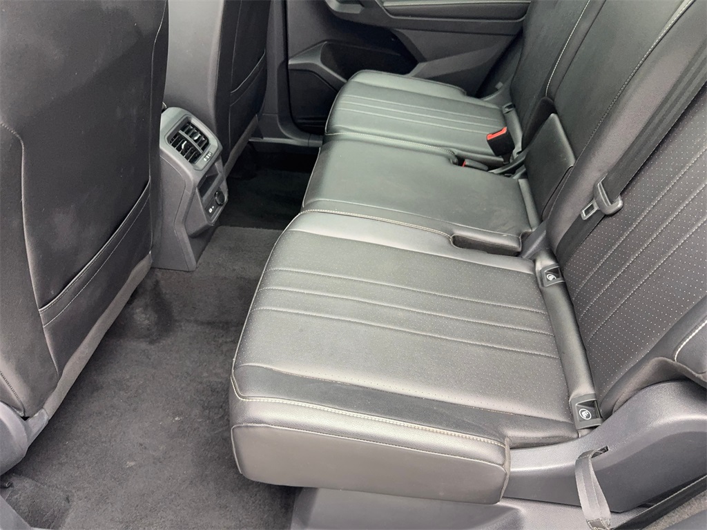 Vehicle image 42 of 61