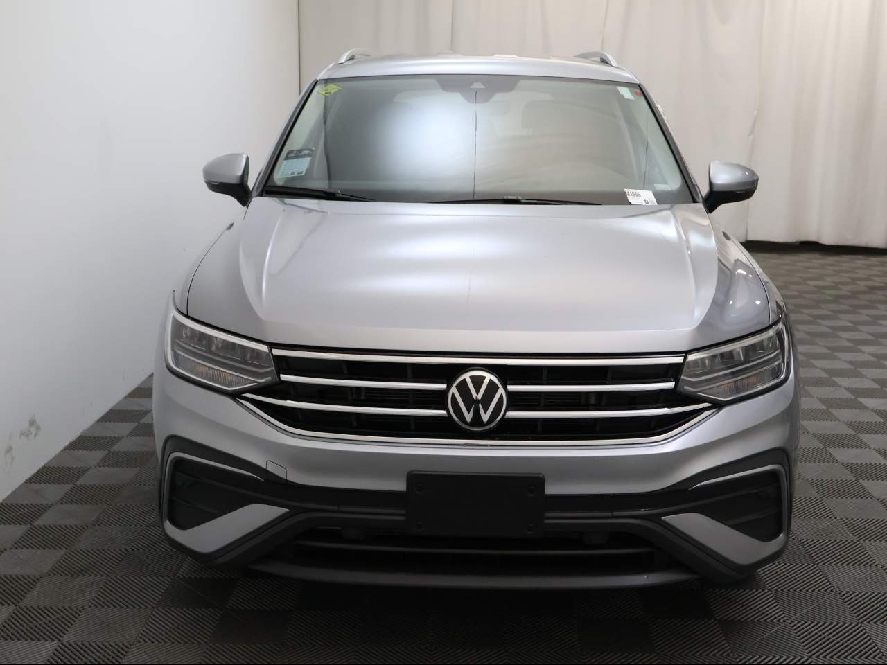 Vehicle image 2 of 16