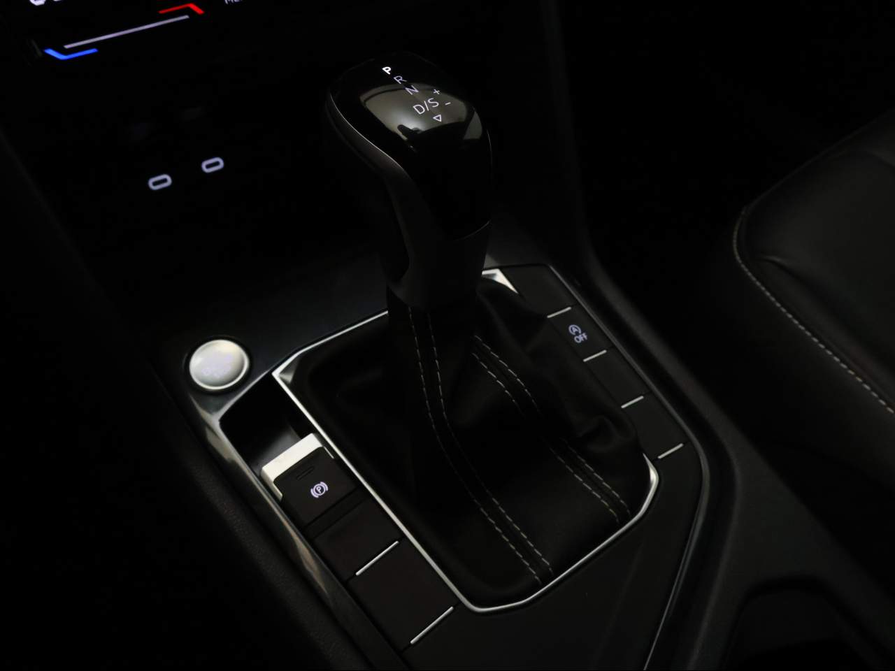 Vehicle image 16 of 16