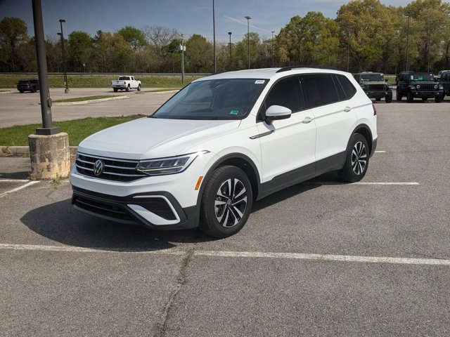 Vehicle image 1 of 40
