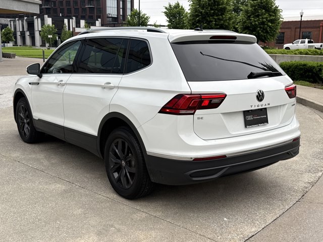 Vehicle image 6 of 28