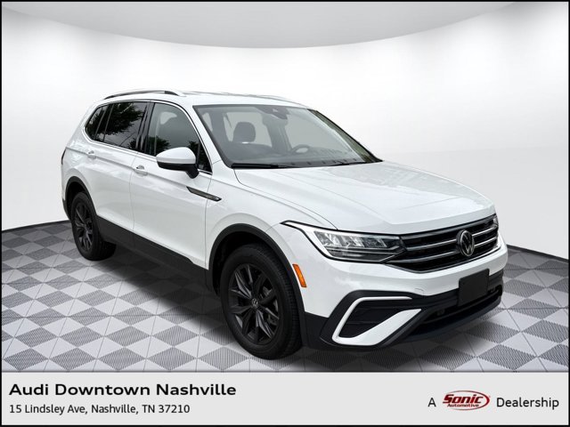 Vehicle image 4 of 28
