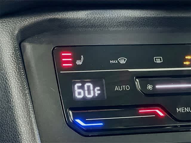 Vehicle image 23 of 35