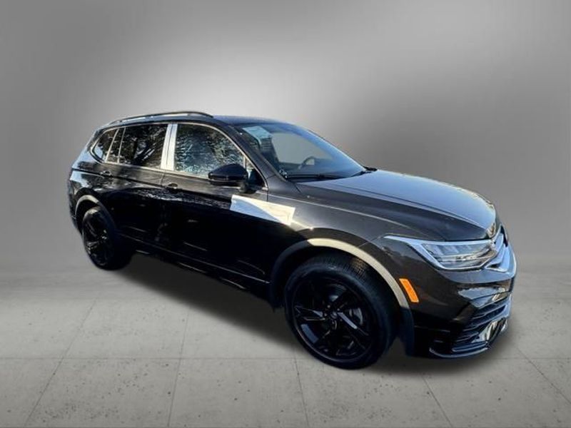 Vehicle image 3 of 15