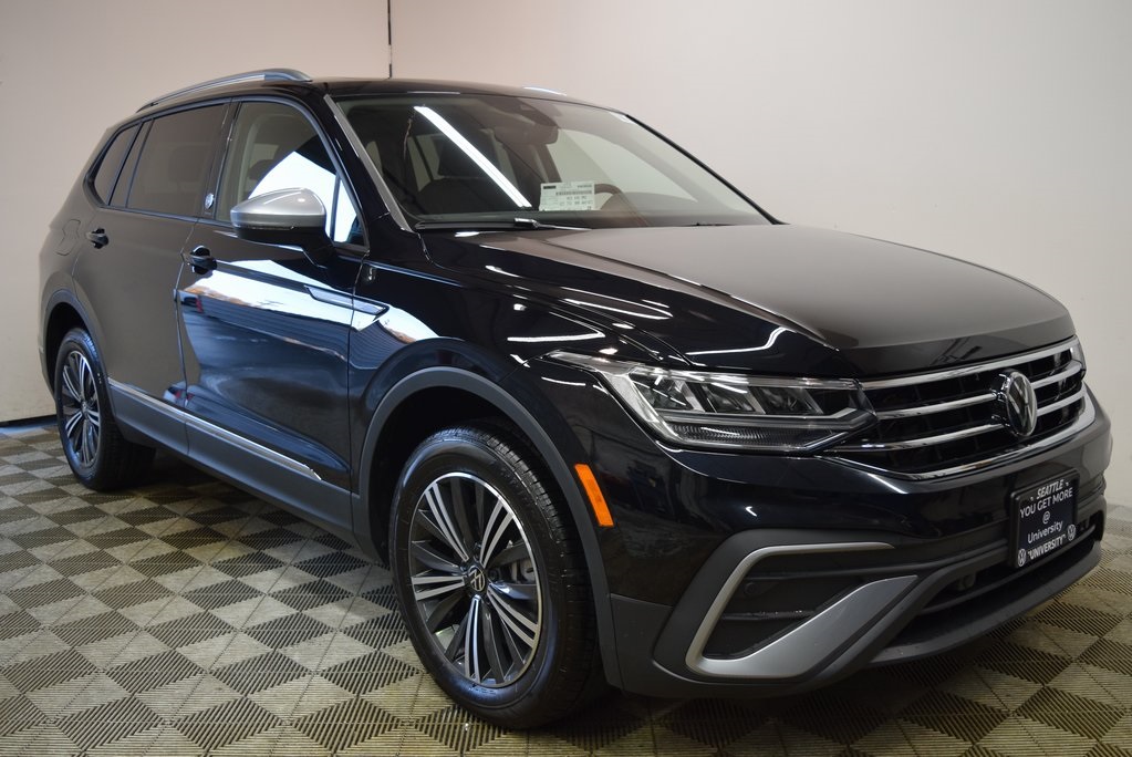 Vehicle image 2 of 14