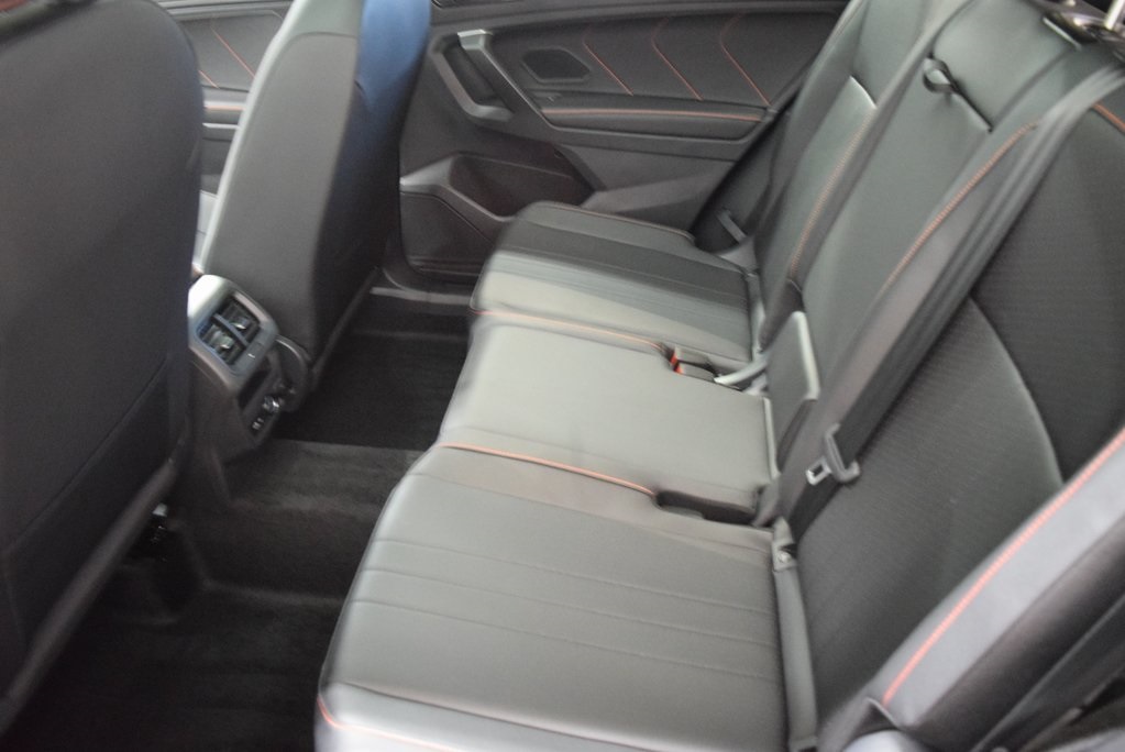Vehicle image 5 of 14