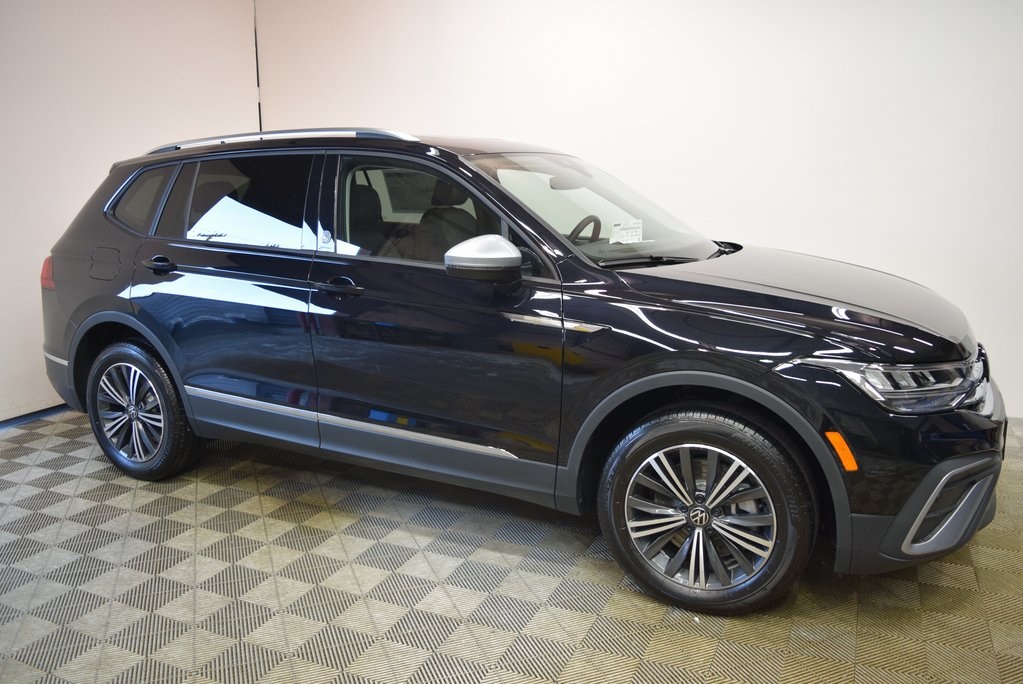 Vehicle image 1 of 14