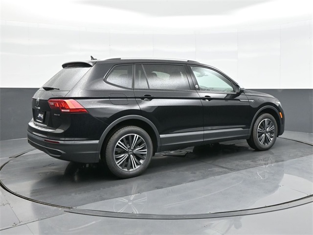 Vehicle image 5 of 15