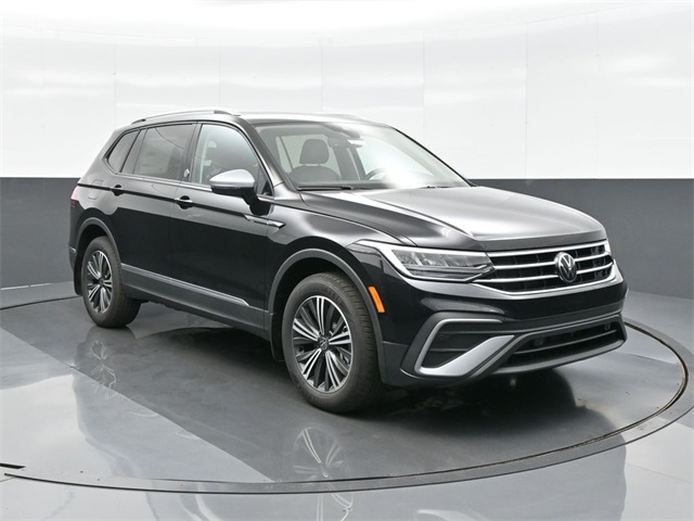 Vehicle image 3 of 15