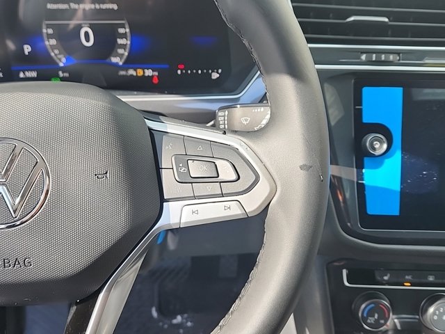 Vehicle image 12 of 30