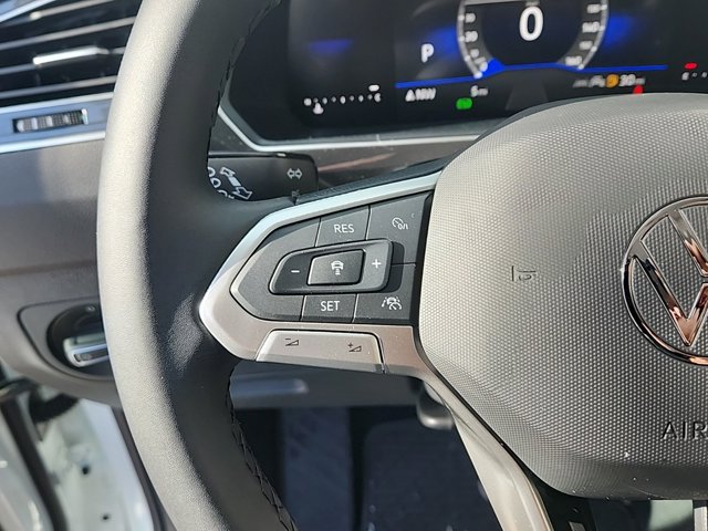 Vehicle image 13 of 30