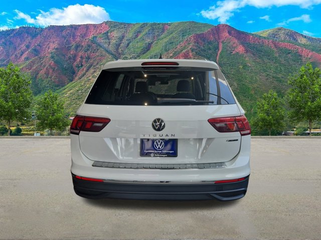 Vehicle image 4 of 30