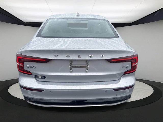 2024 Volvo S60 Plus Dark Theme Image 10 of 35