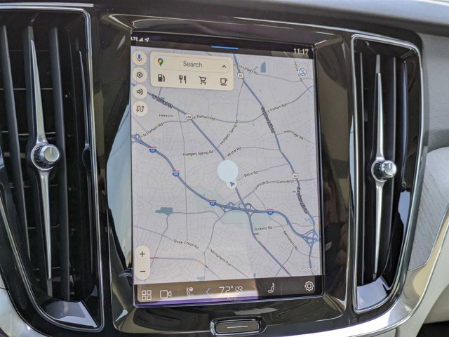 Vehicle image 25 of 46