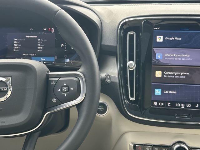 2024 Volvo XC40 Plus Bright Theme Image 20 of 31