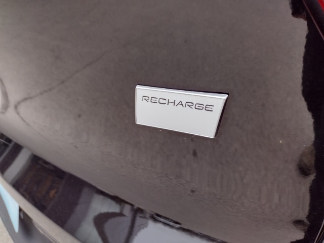 Vehicle image 14 of 77
